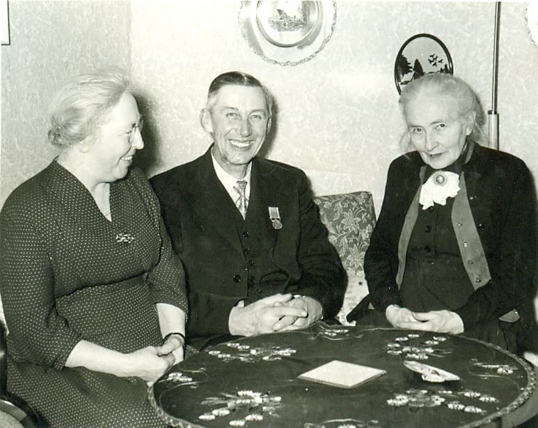 Helga,SigneochAxelLonnkvist.jpg