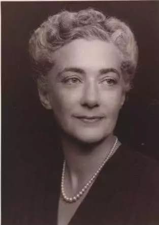 gracepaulinegerry.jpg